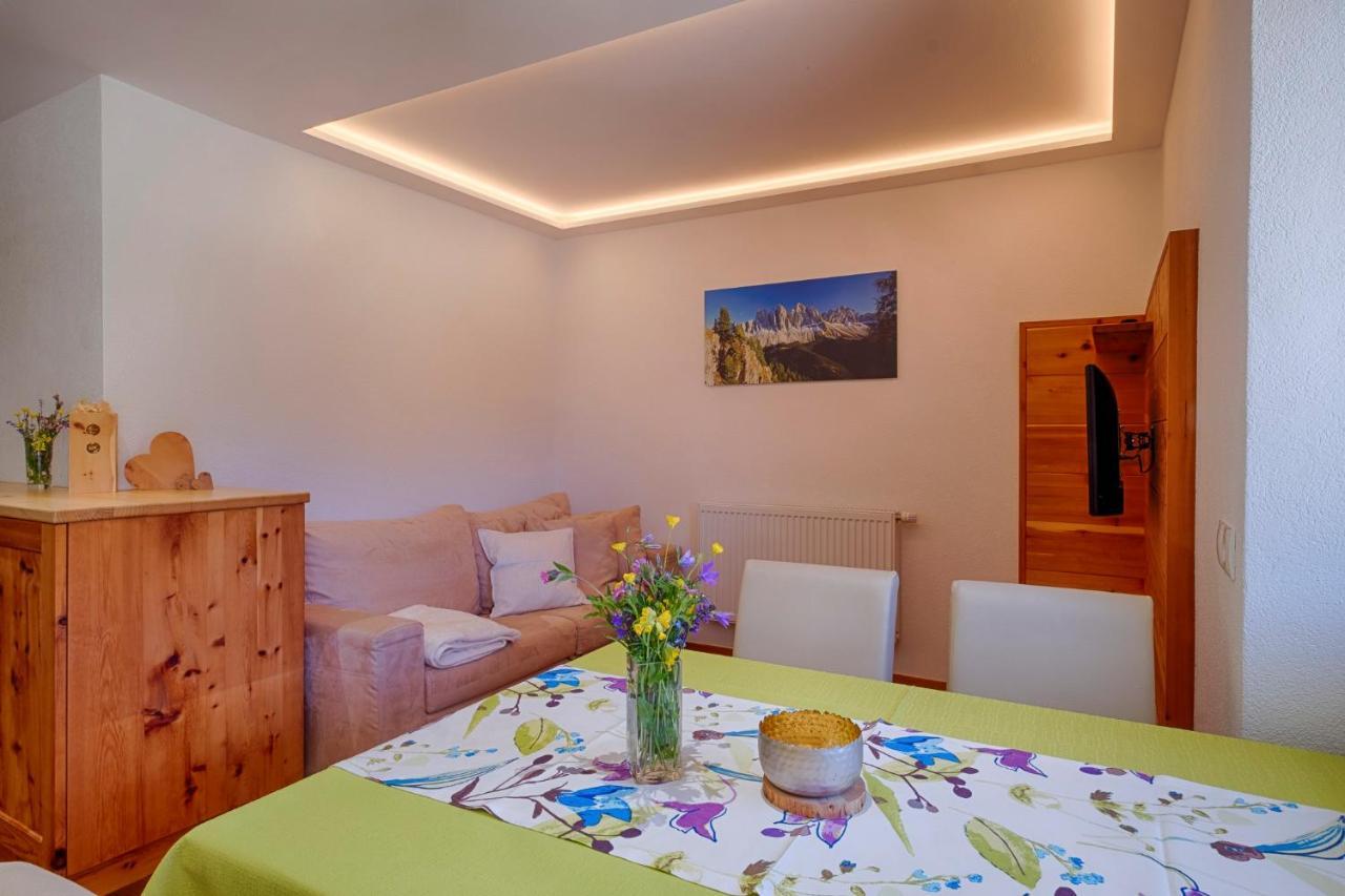Apartments Kaserott Funes  Exterior photo